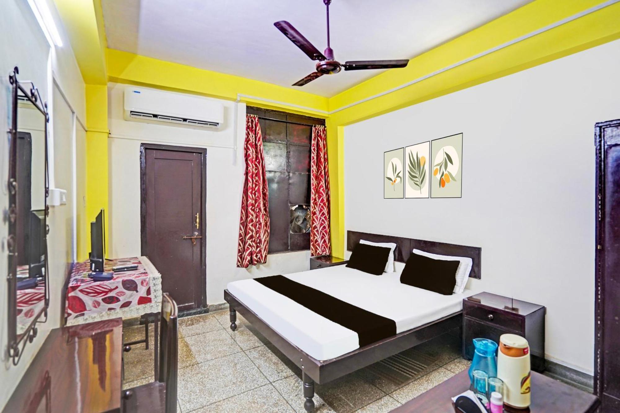 Hotel O Raj Mahal Kanpur Esterno foto