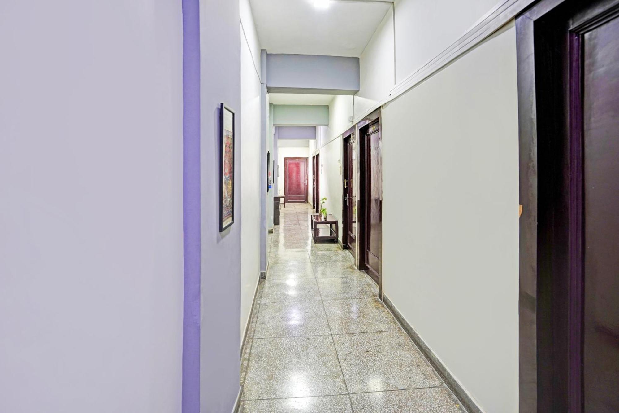 Hotel O Raj Mahal Kanpur Esterno foto