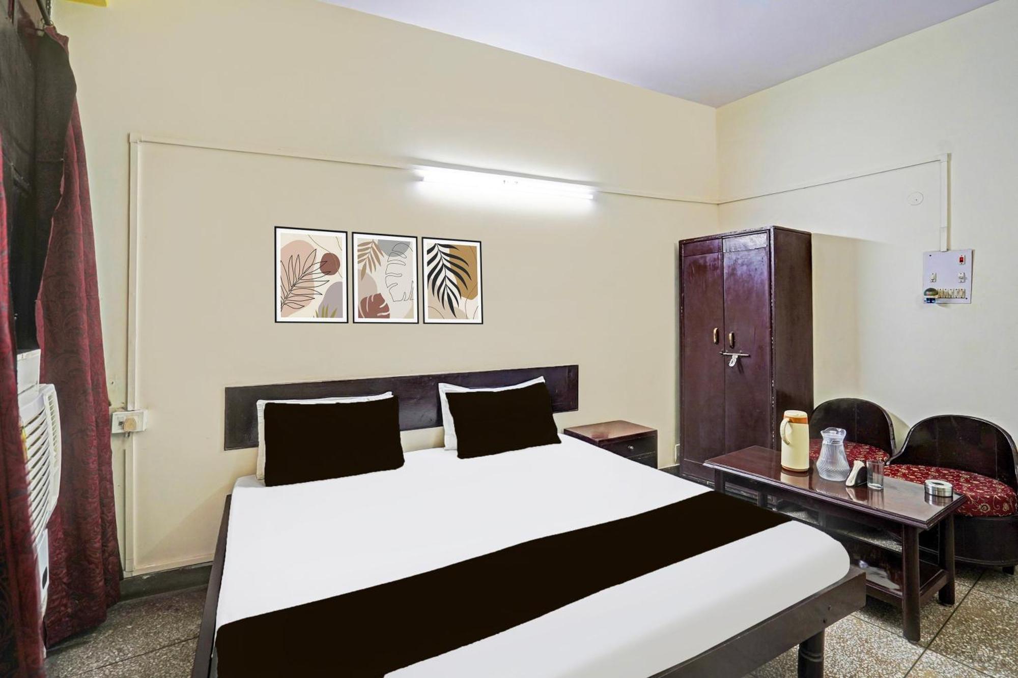 Hotel O Raj Mahal Kanpur Esterno foto